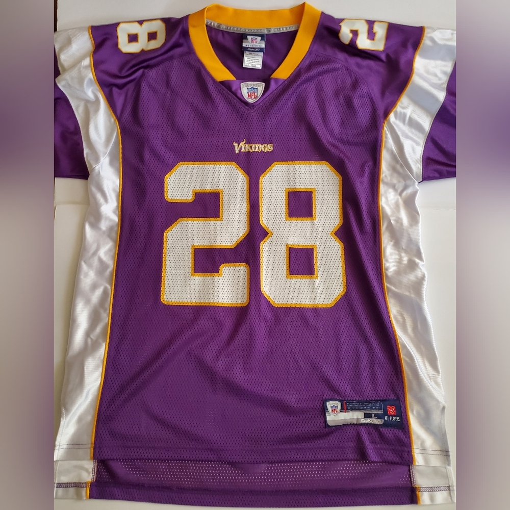 Minnesota Vikings Adrian Peterson #28 Jersey. Size Large LN